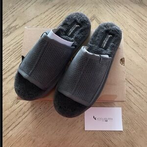 UGG Koolaburra Dawsen Slippers Size 8, UK7, EU41, JP26